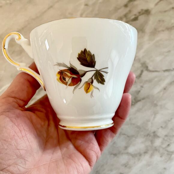 Vintage Teacup/Saucer Yellow Rose Regency English Bone China | Circa 1950 - Picture 5 of 9